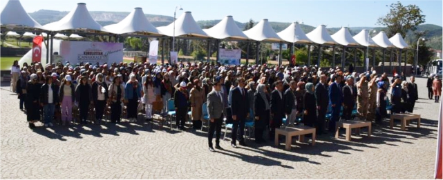 81 ilden 800 öğrenci Söğüt'te bir araya geldi