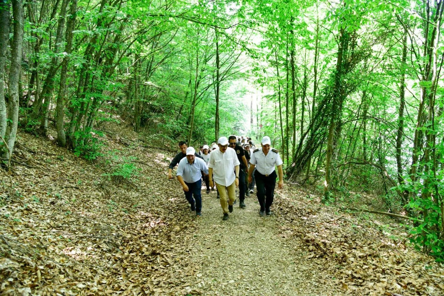 Küçük Elmalı Göletinde çevre yürüyüşü yapıldı