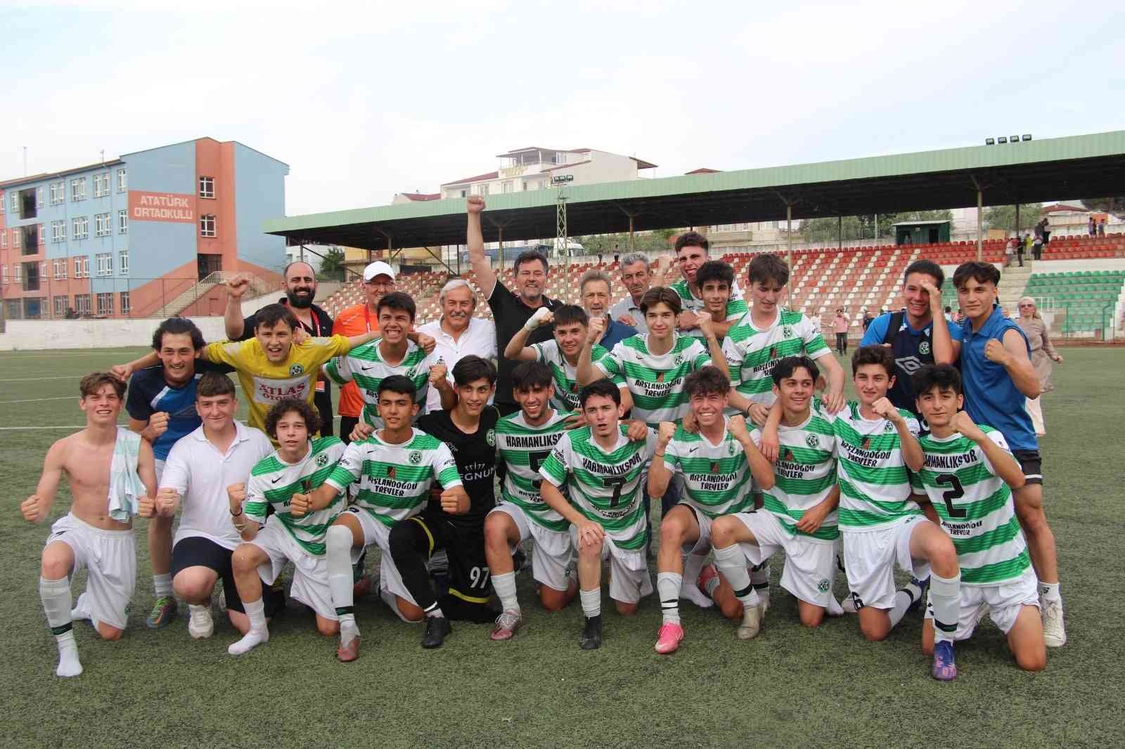 U16 Türkiye Şampiyonası 1. Kademe Müsabakalarının şampiyonu Harmanlık Spor oldu