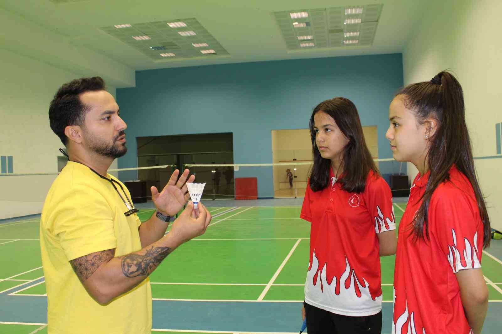 Türk badminton tarihine şimdiden isimlerini yazdılar