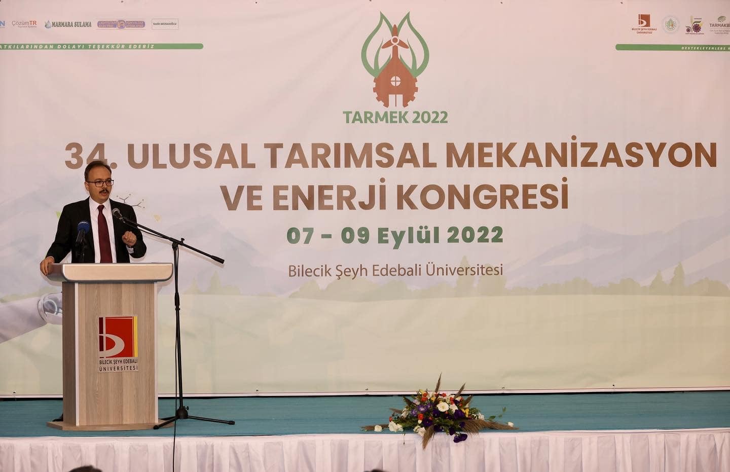Vali Kızılkaya, 34. Ulusal Tarım Mekanizasyon ve Enerji Kongresi’nin açılışına katıldı