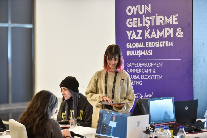 DİJİTAL İÇERİK DÜNYASI BİLİŞİM VADİSİ’NDE KAMP KURDU