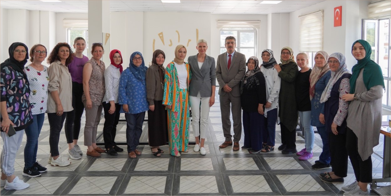 Başkan V. Subaşı, dikiş kursundaki kadınları ziyaret etti
