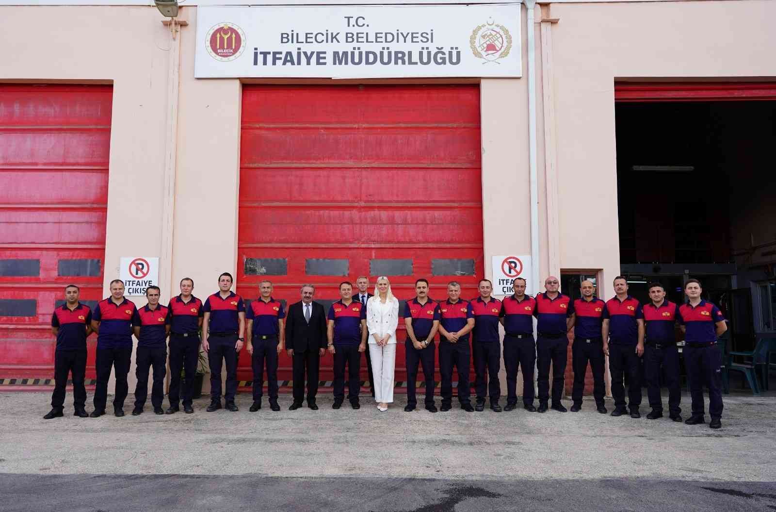 Başkan V. Subaşı itfaiyecilerle bir araya geldi