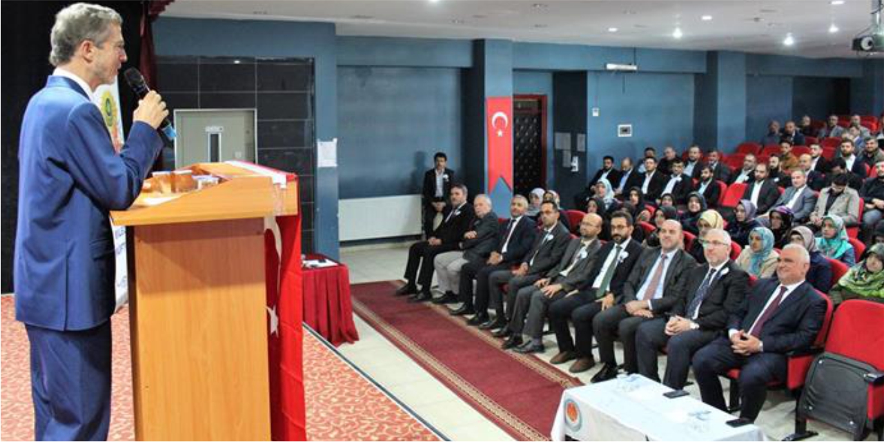 "Peygamberimiz Cami ve İrşad" konferansı