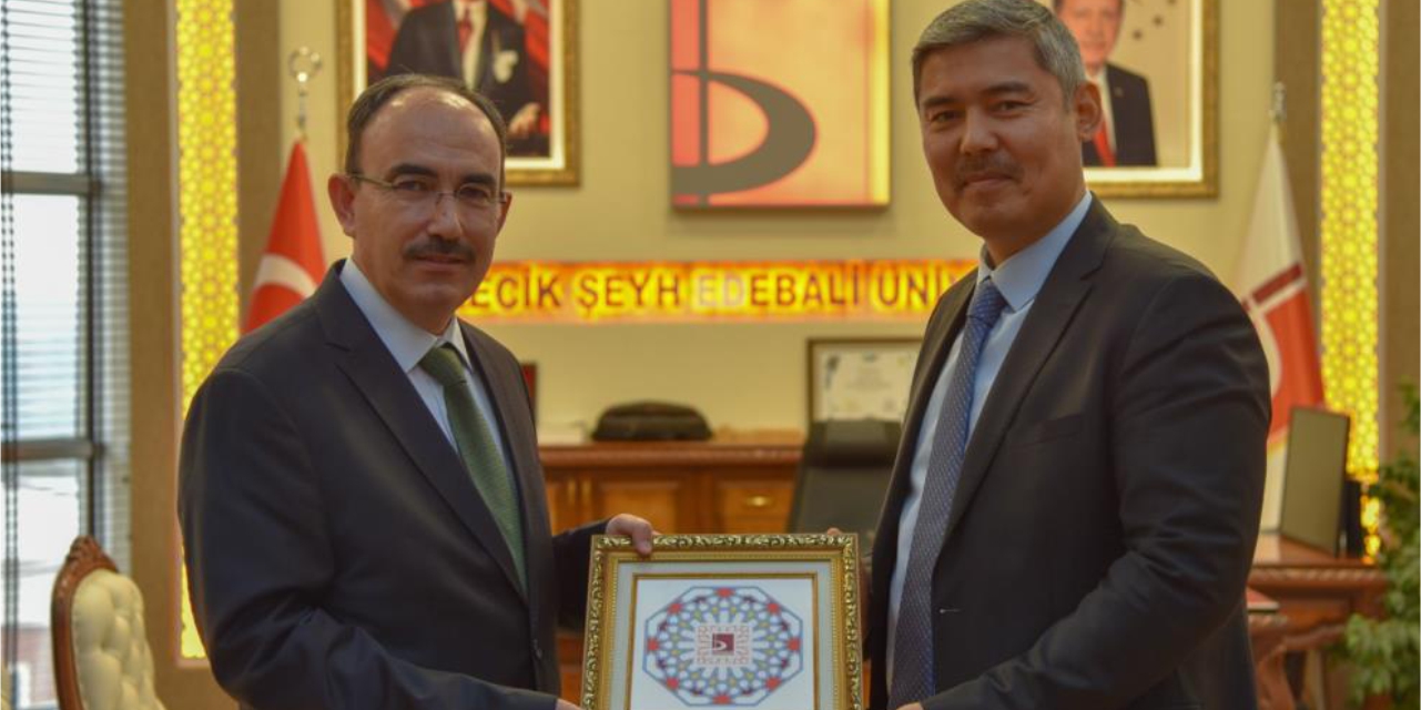 Kazakistan Askeri Ateşesi’nden Rektör Beydemir’e ziyaret