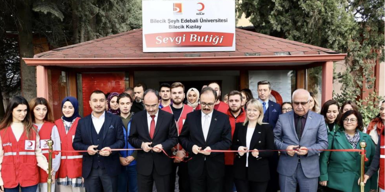 BŞEÜ’de ‘Sevgi Butiği’ açıldı