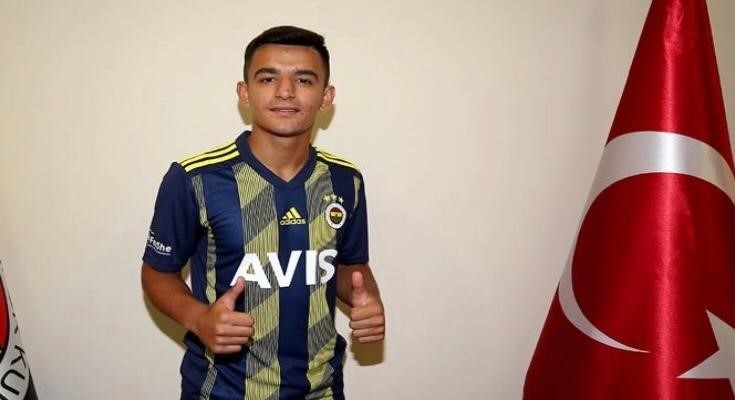 Fenerbahçe’nin genç futbolcusu Melih Bostan, Eskişehirspor’da