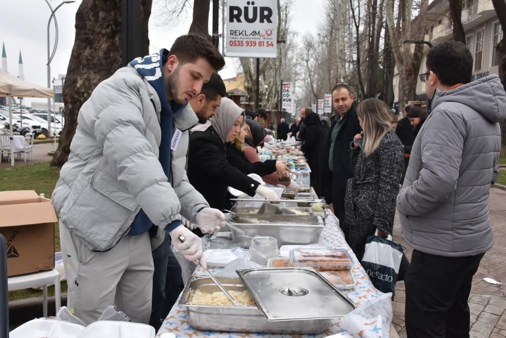 Burada satılan her şey depremzedeler için