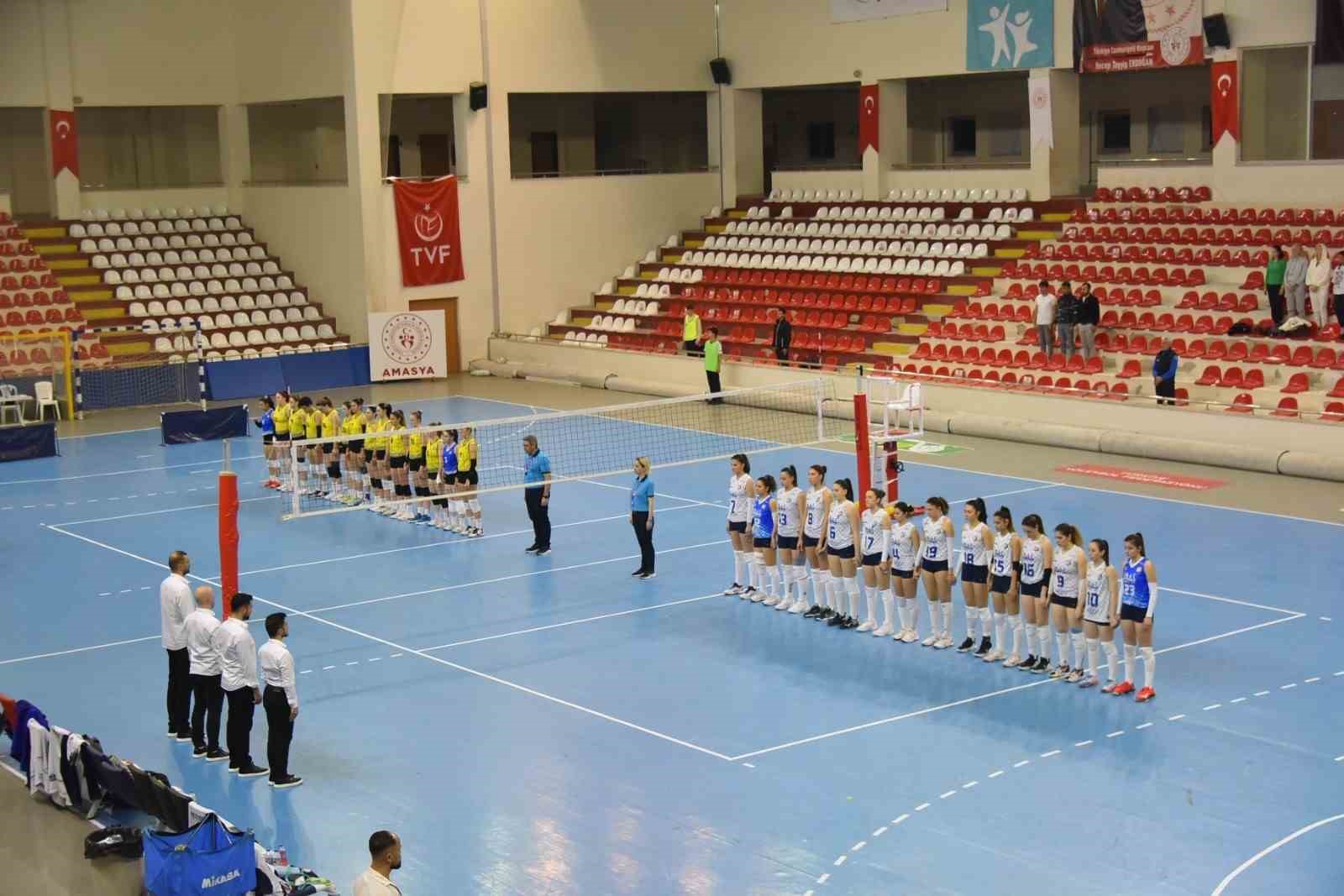 Yarı finalde Bozüyük Belediyesi Eğitim ve Spor Kulübü, Beykoz Belediyesi’ne yenildi