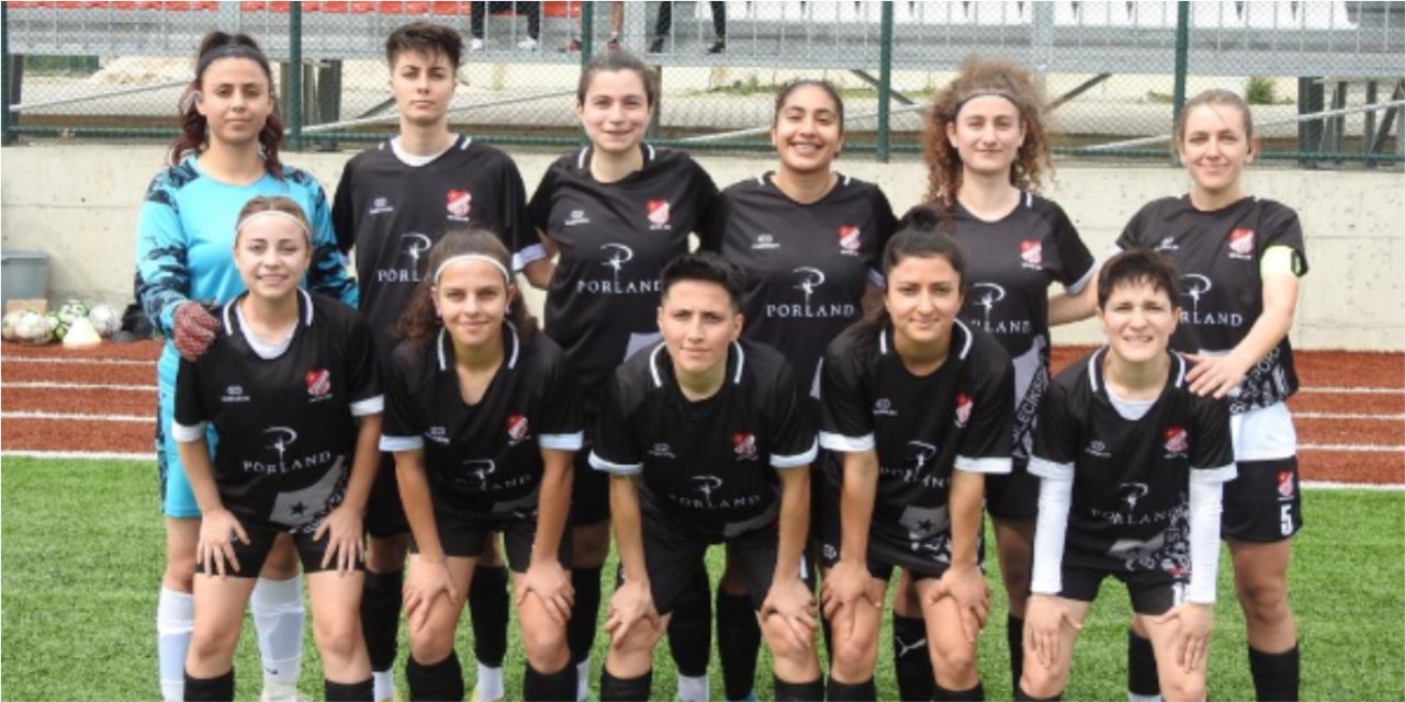 Bilecikspor Kadın Futbol Takımı'ndan gol yağmuru