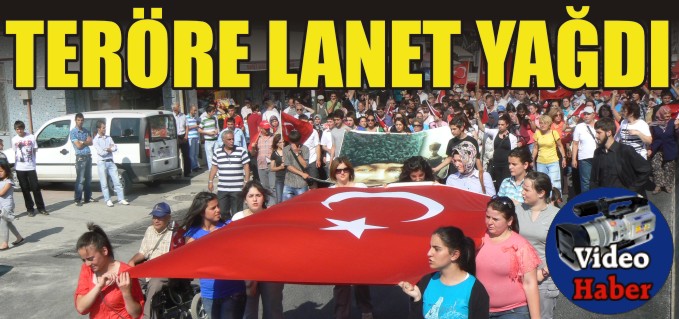 BOZÜYÜK TERÖRE LANET YAĞDIRDI