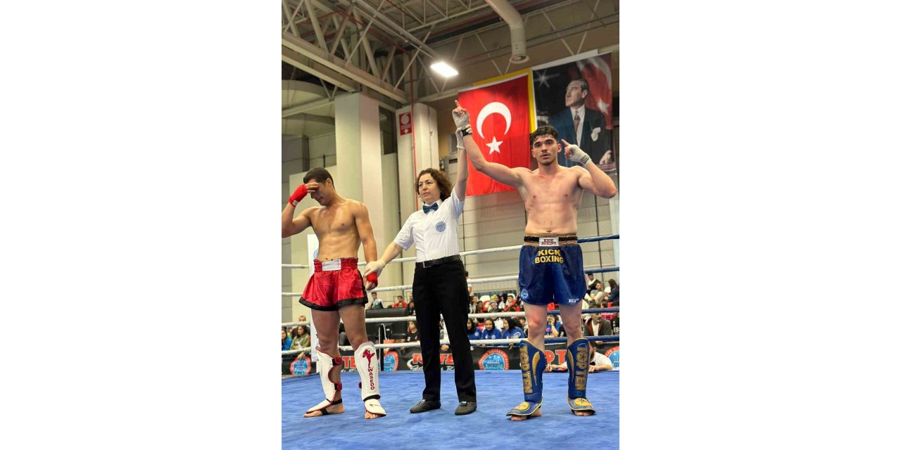 Kick Boks turnuvasında Yıldırım rüzgarı