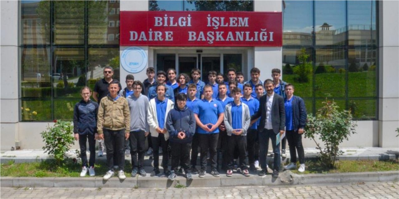 Öğrenciler Bilgi İşlem Daire Başkanlığını tanıdı