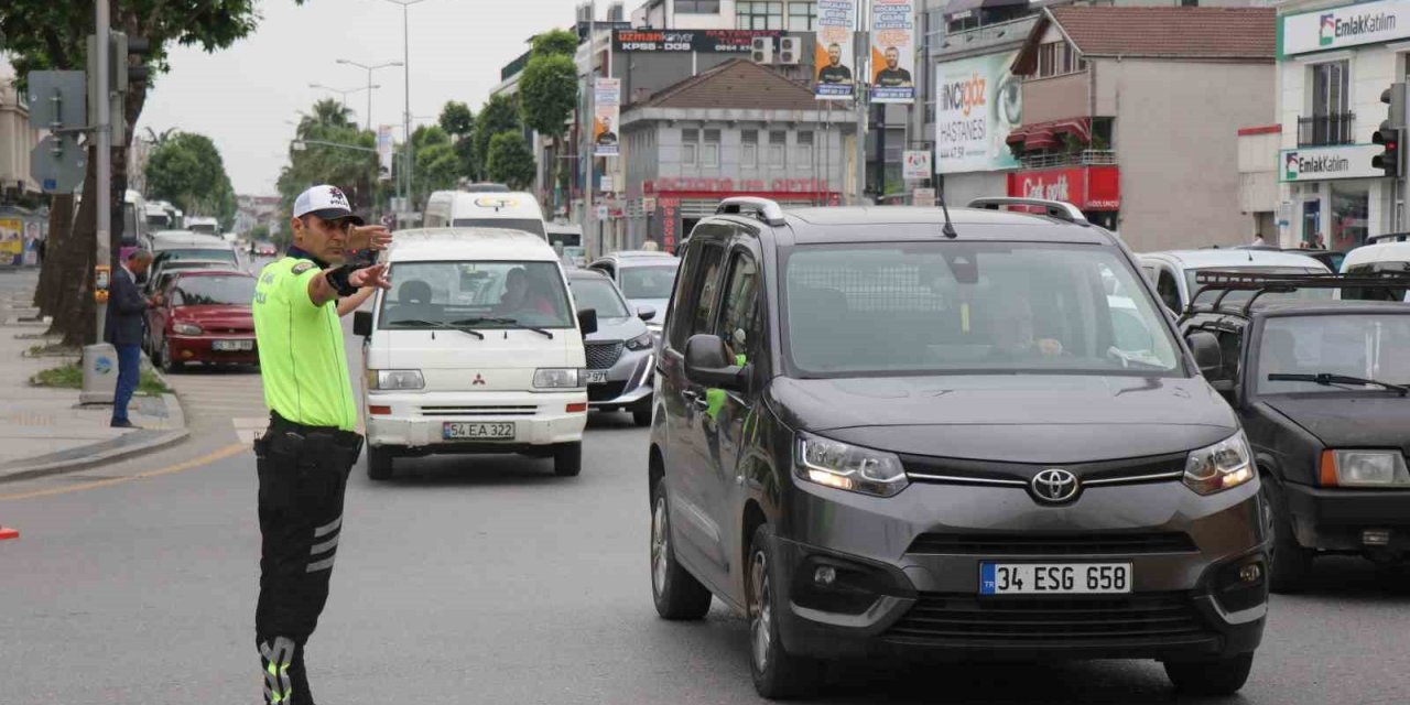 Belediye o güzergah için uyarmıştı, polis ulaşıma kapattı