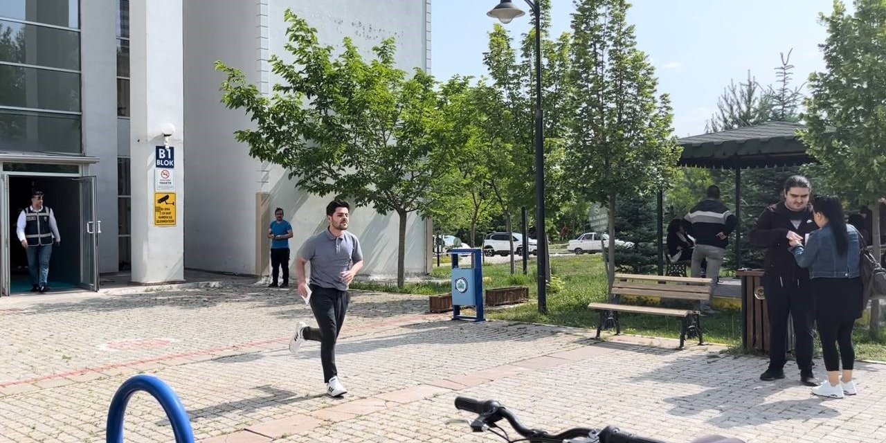 Eskişehir’deki YKS maratonunda ilginçlikler