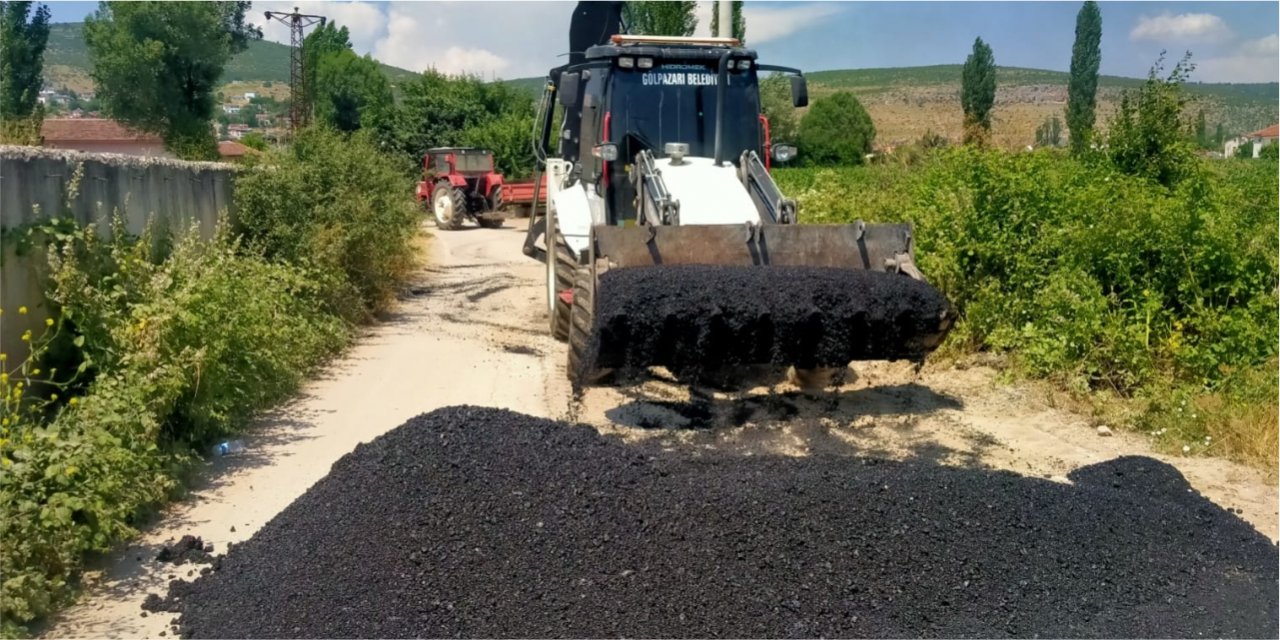 Bozulan yollara bakım ve onarım yapılıyor