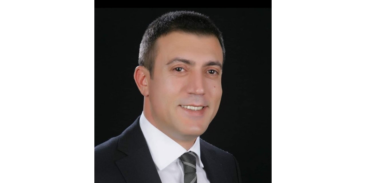 Hınıs Belediye Başkanı Erdoğan Eren Vefat Etti