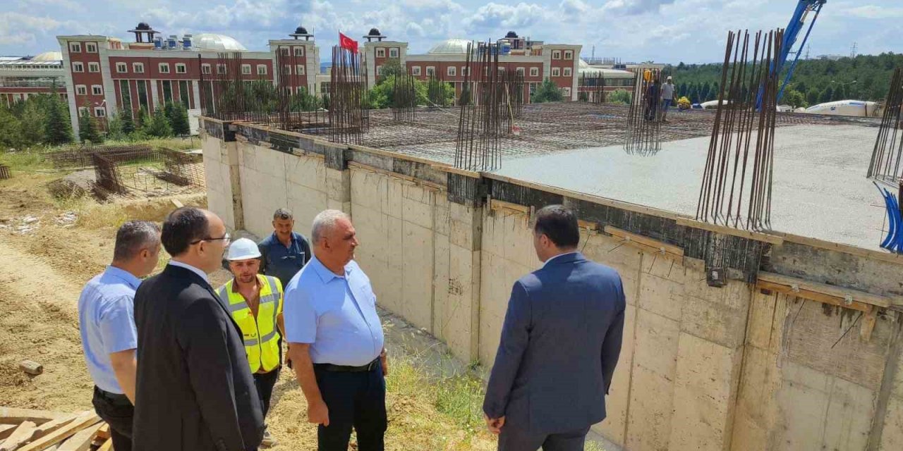 Bilecik Şeyh Edebali Üniversite Camii İnşaatı Hızla Yükseliyor