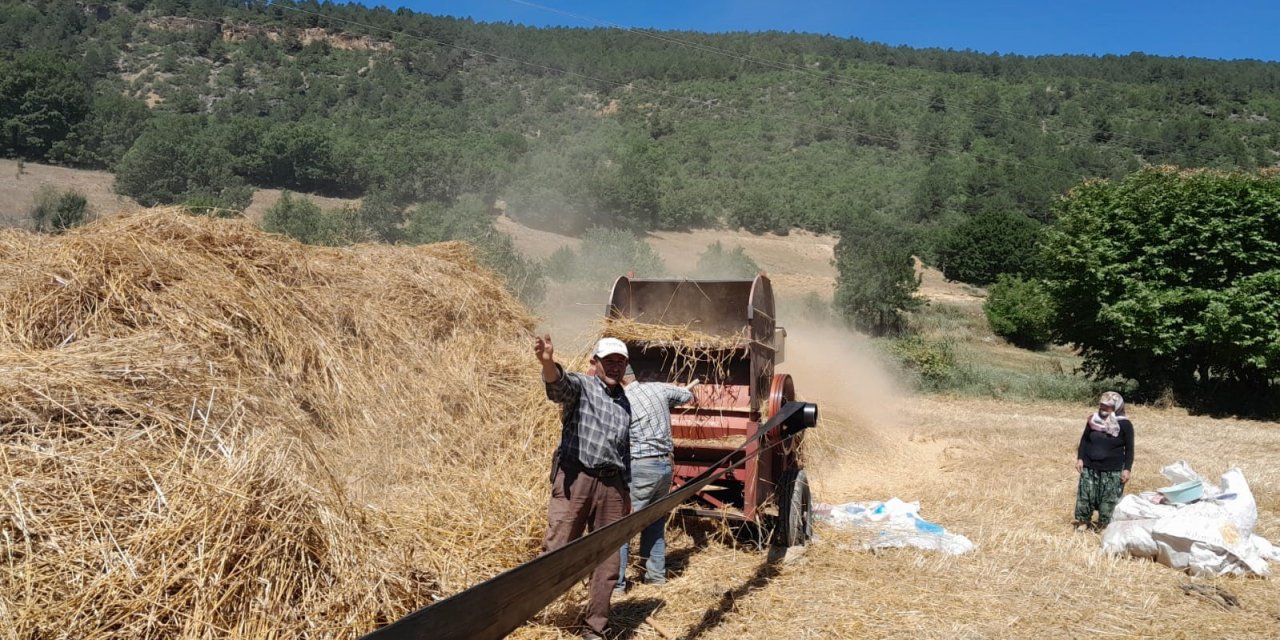 Çiftçiler Patoz Makinelerinden Vazgeçemiyor