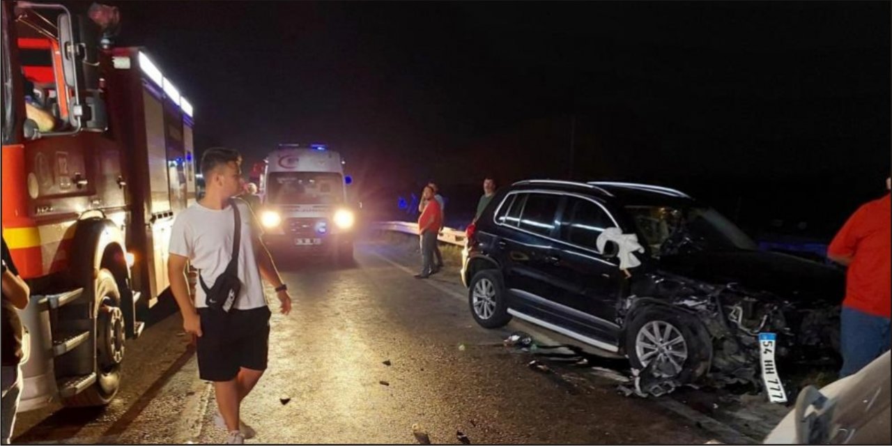 Hamile kadının bulunduğu arabada feci kaza