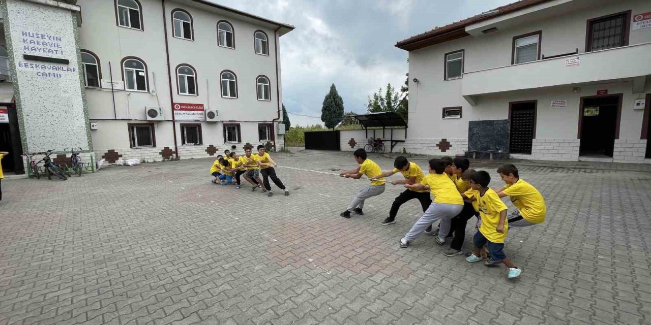 Her Gün Farklı Etkinlik Düzenliyor