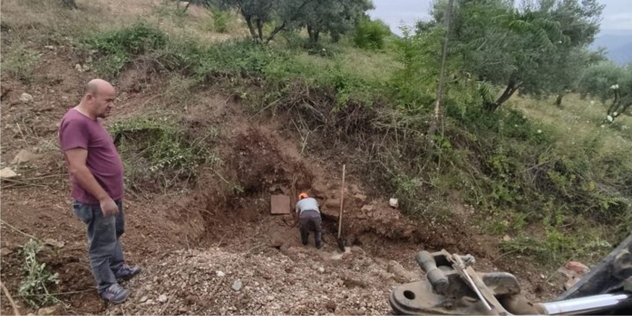 Bayırköy su kaçaklarının önüne geçmeye çalışıyor