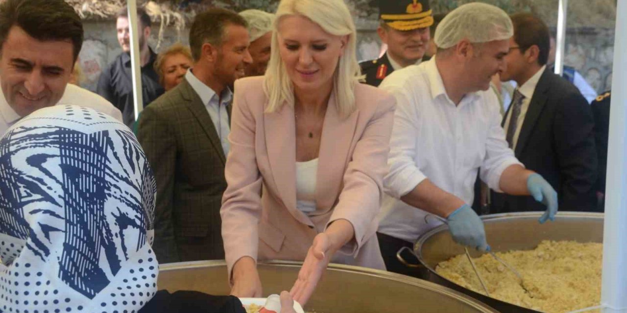 Bilecik Belediyesinden 5 Bin Kişilik Pilav