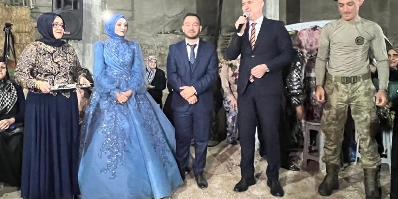 Asker Kardeşten Ağabeyine Nişan Sürprizi