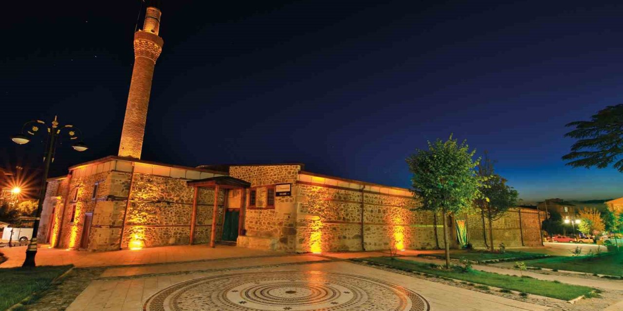 İlk Dünya Mirası: Sivrihisar Ulu Cami