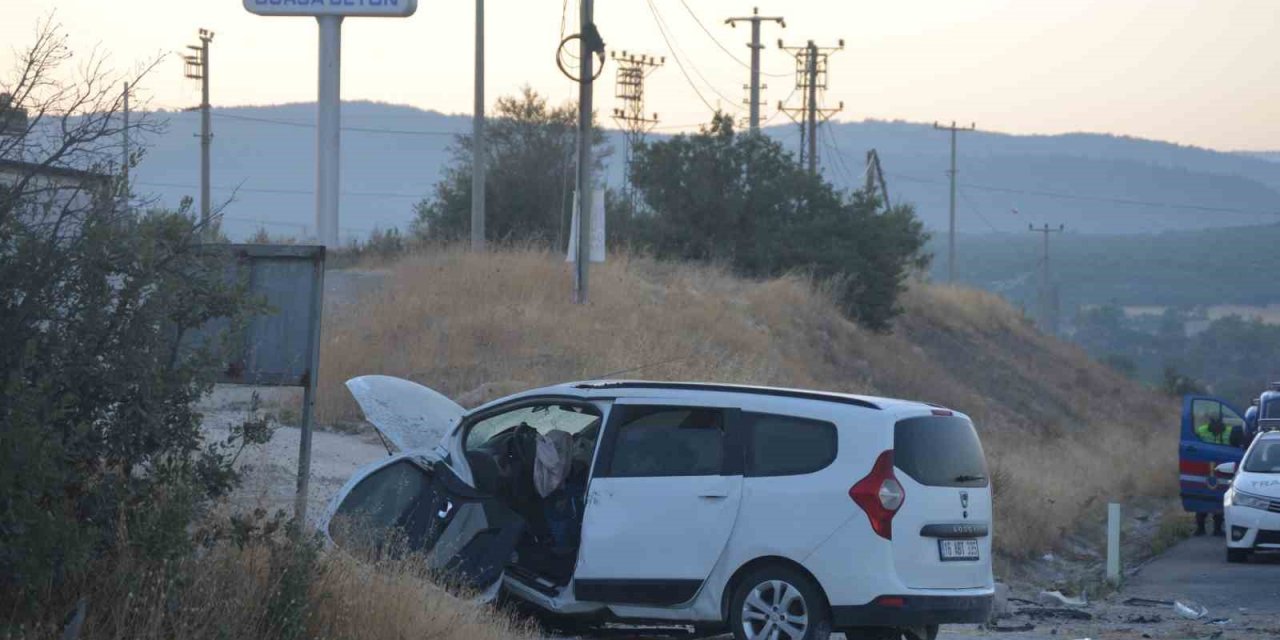 İtfaiye Eri Ayağının Kırılmasına Rağmen Kurtarma Çalışmasına Devam Etti