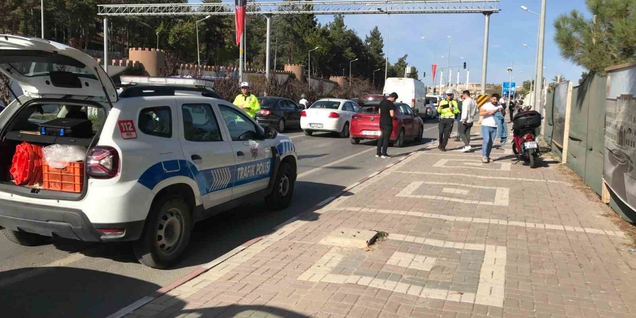 Bilecik İl Özel İdaresi kavşağında kaza!