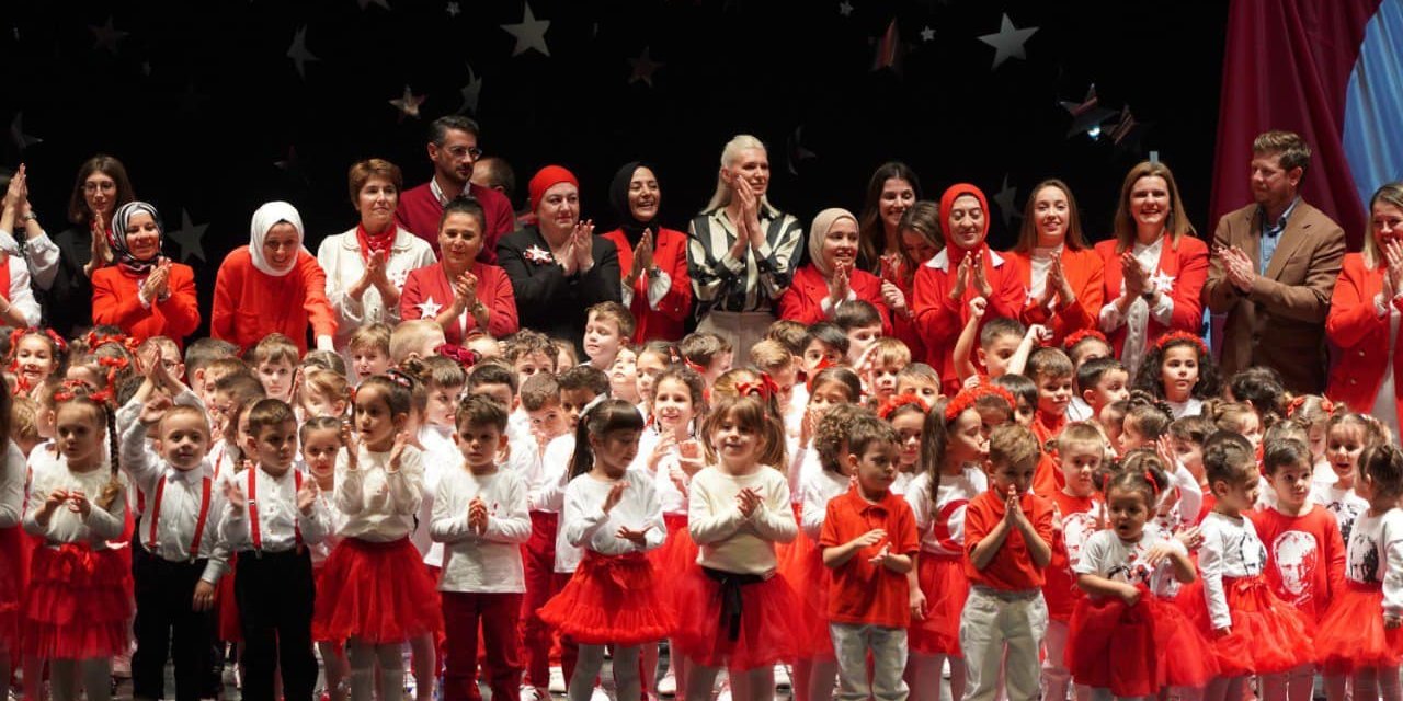 Miniklerin Gösterileri Büyük Beğeni Topladı
