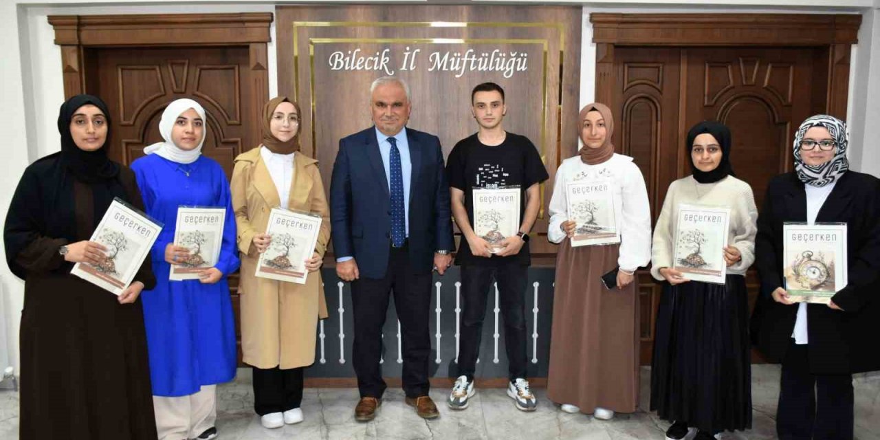 Türkiye İlahiyatlar Derneği Bilecik İl Temsilciliği Üyeleriyle Bir Araya Geldi