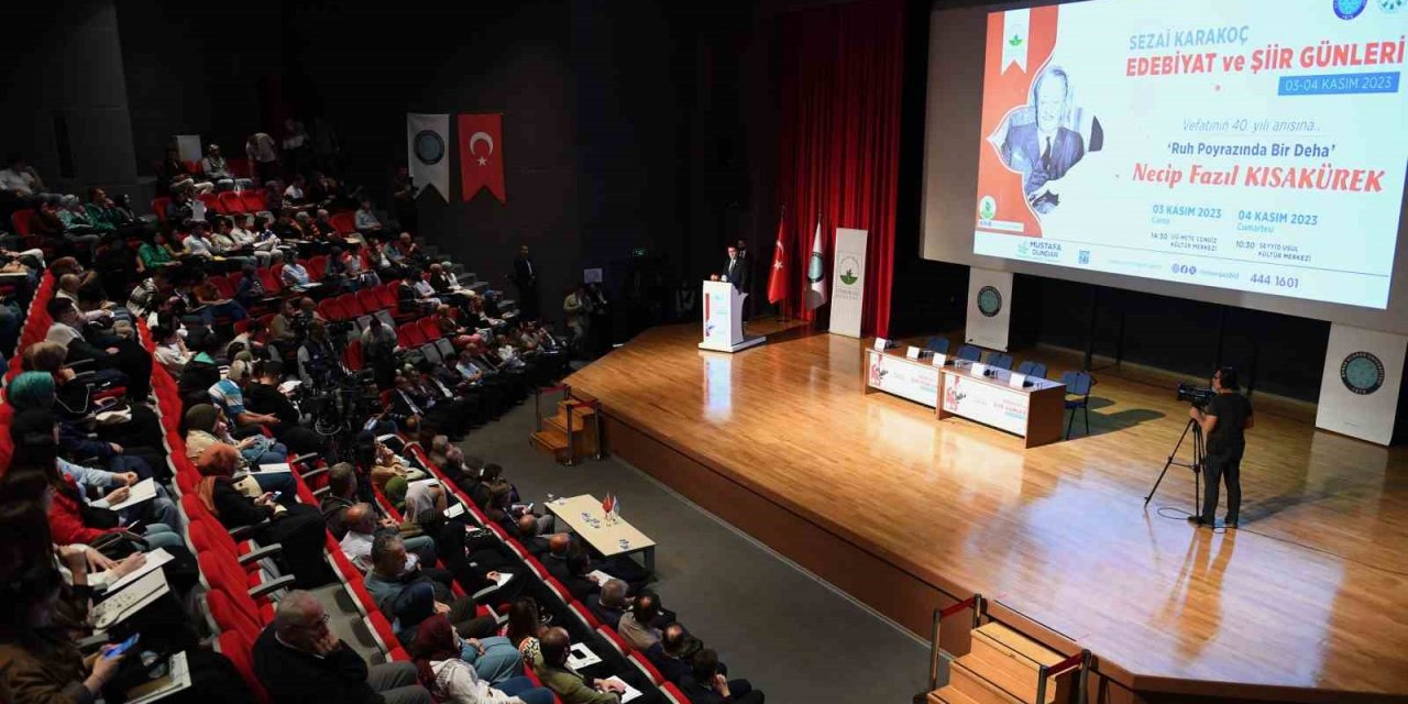 Necip Fazıl Kısakürek’in Hayatı Ve Eserleri Konuşuldu
