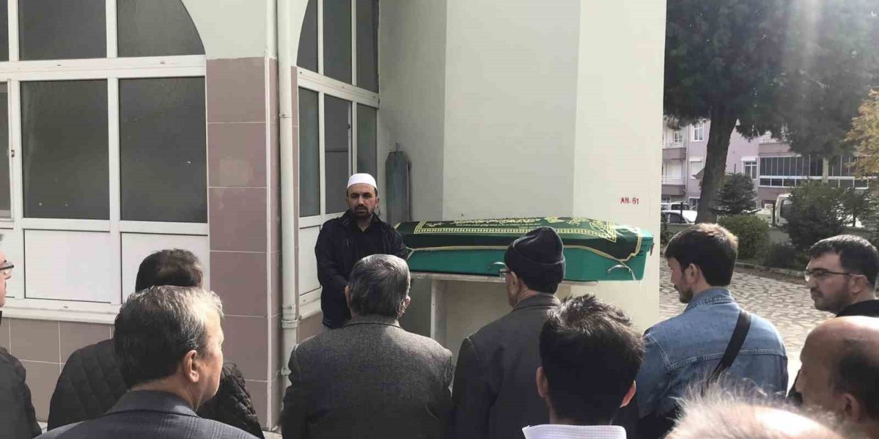 Duayen Muhtar Hayatını Kaybetti