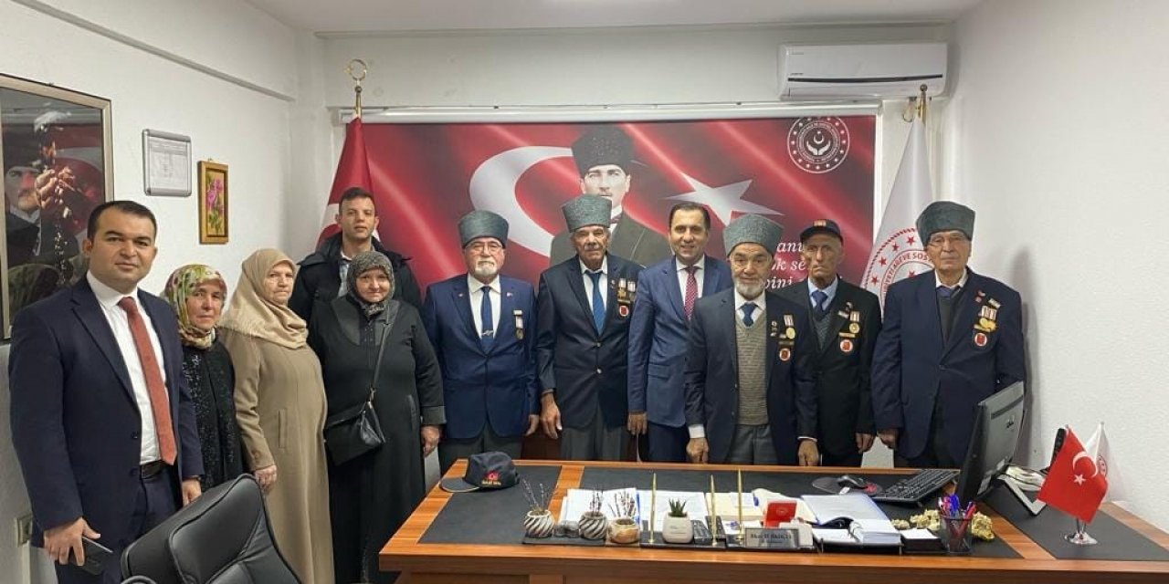 Kıbrıs Gazileri İl Müdürü İle Bir Araya Geldi