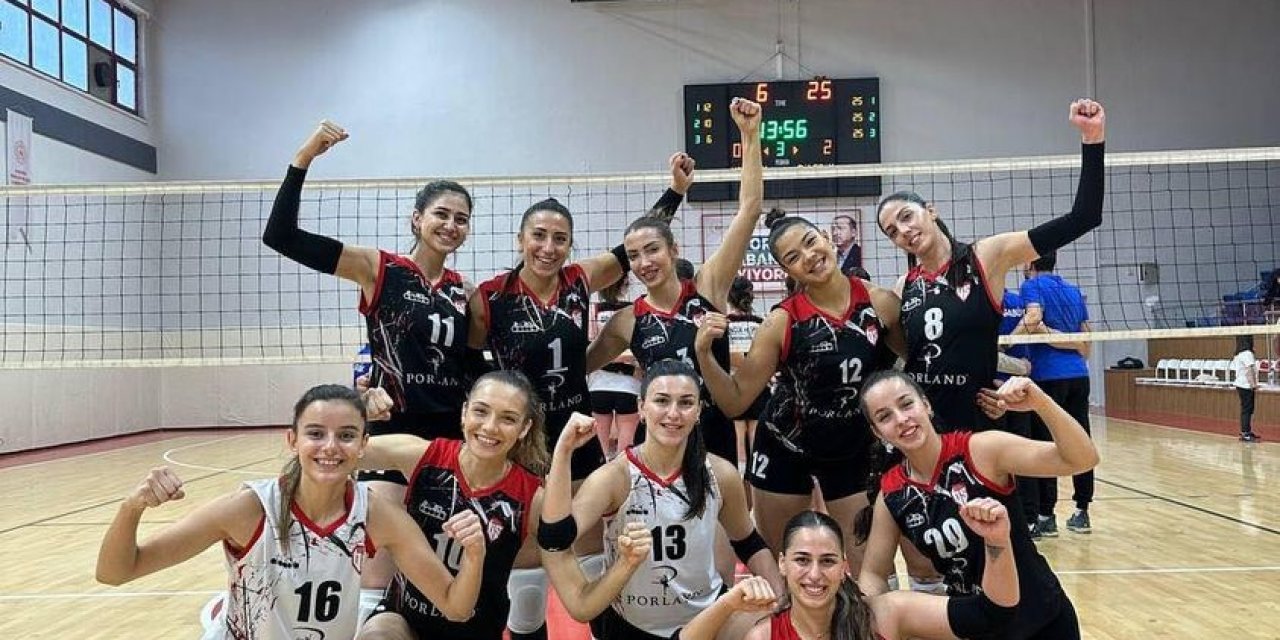 Bilecik Belediyesi Voleybol Spor Kulübü Rahat Kazandı