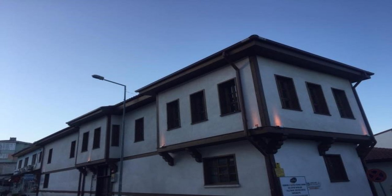 Eğitimden Sanata Her Dalda Kurs İmkanı Bulunuyor
