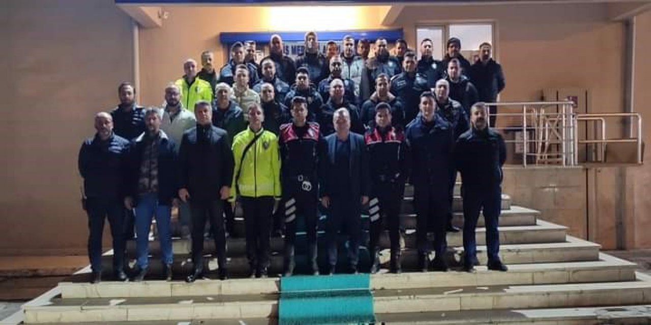 Kaymakam Öztürk Yılbaşı Akşamı Görevi Başında Olan Kamu Personelini Ziyaret Etti