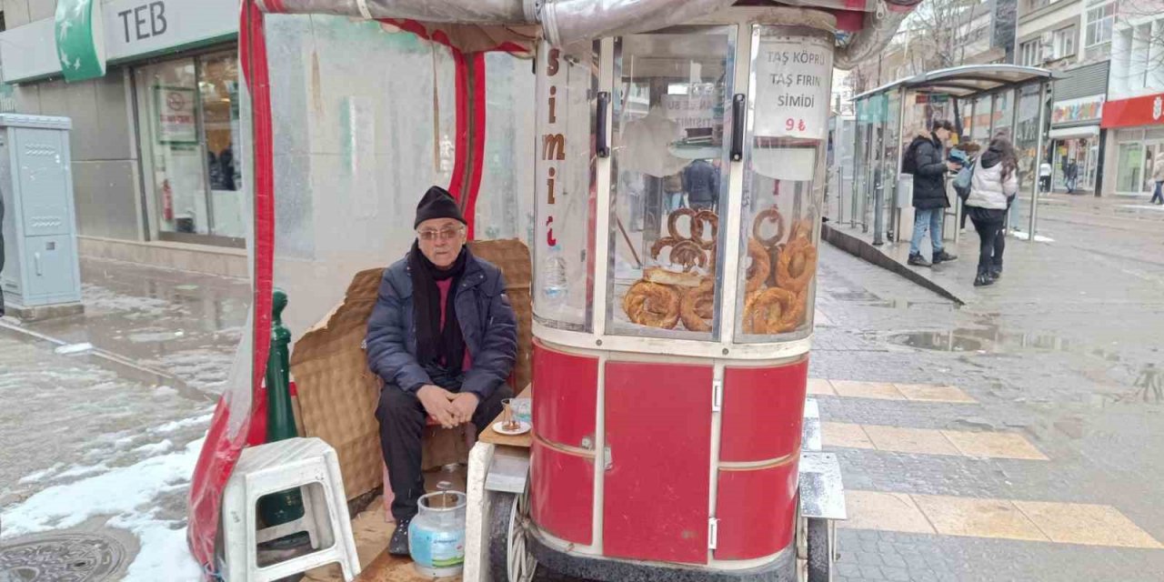 Simitçi Esnaf Isınma Problemlerinin Çözülmesini İstiyor