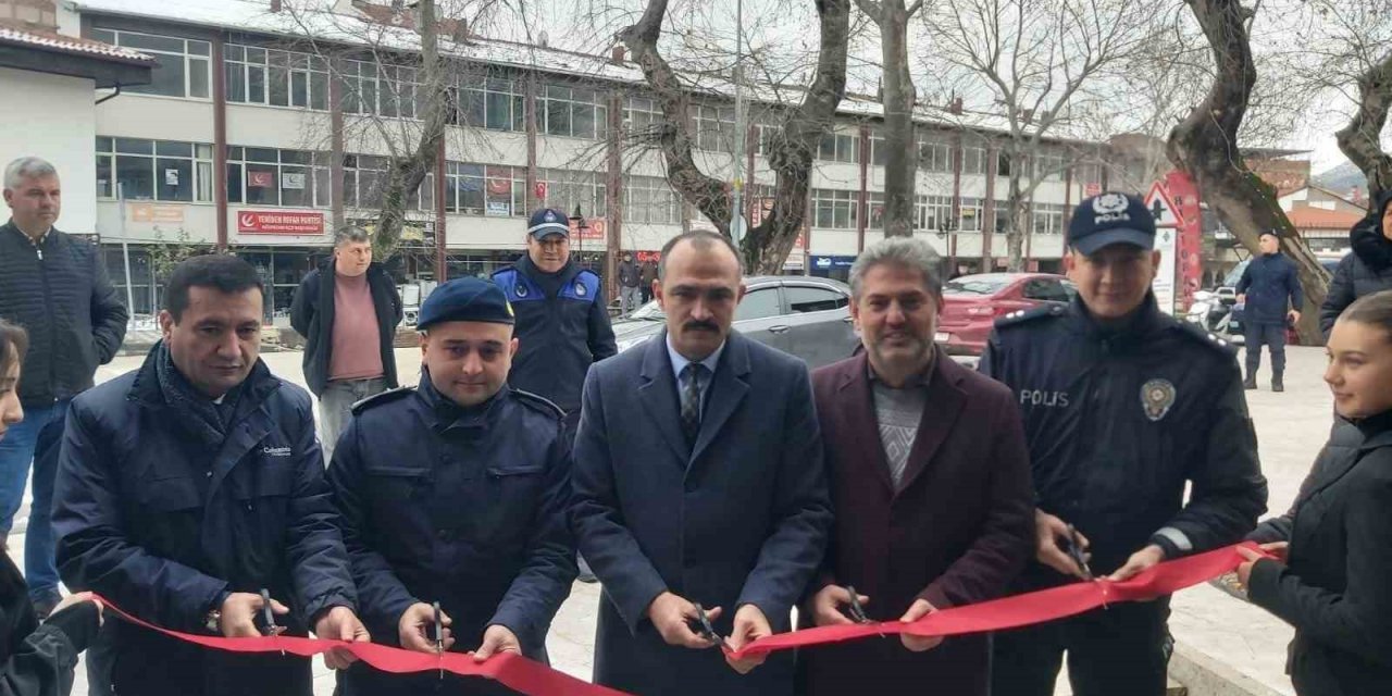Resim Sergisi Açılış Töreni Düzenlendi