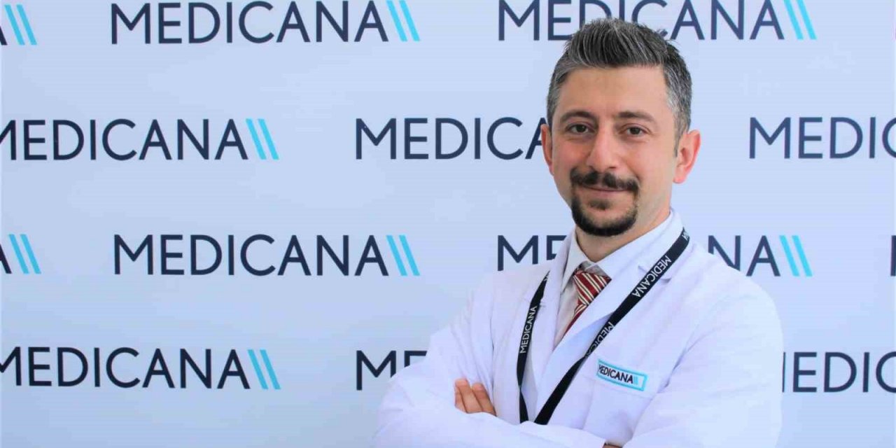 Karlı Ve Buzlu Yolda Yürümenin Püf Noktaları