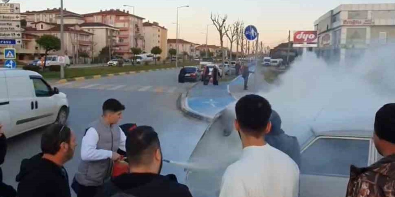 Seyir Halindeki Tofaş Alevlere Teslim Oldu