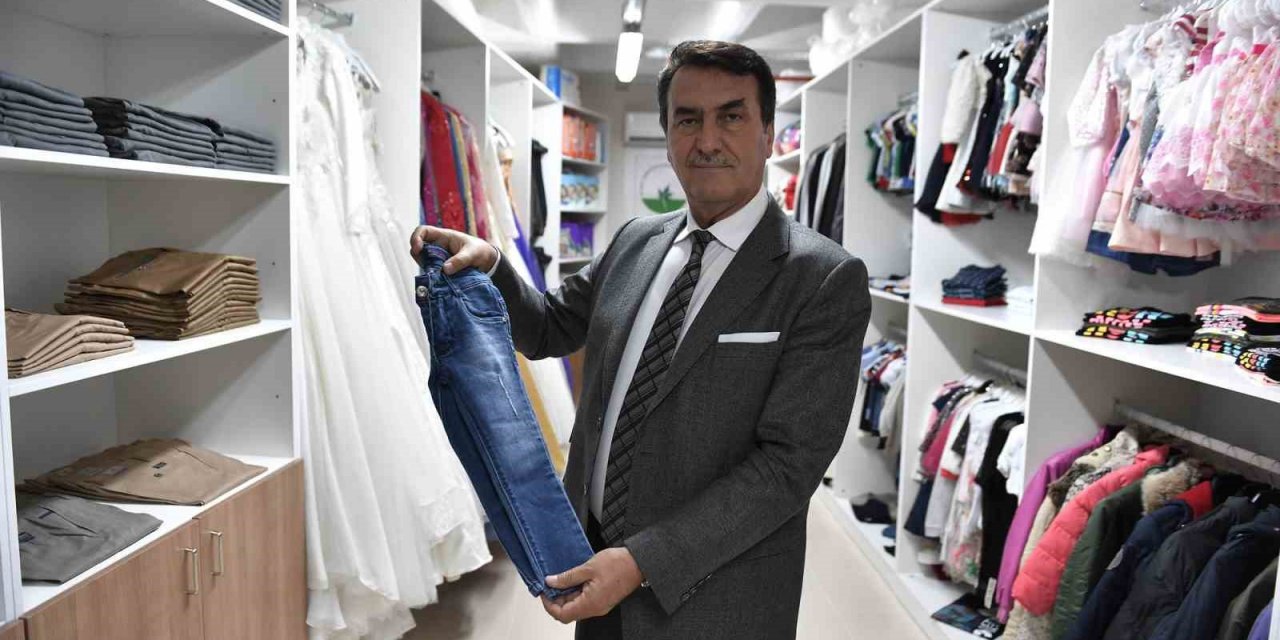 Sevgi Mağazası İhtiyaç Sahiplerinin Yanında
