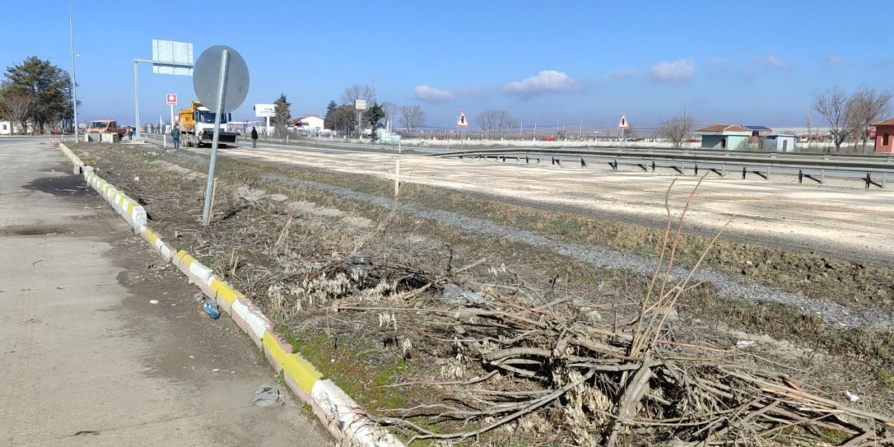 Dökülen Küspe Yolu Kayganlaştırdı