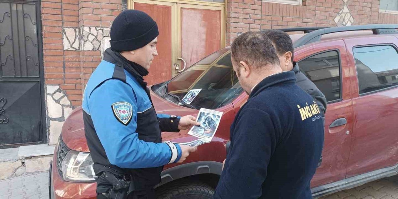 Polis Ekipleri Vatandaşlara Hırsızlıklar Hakkında Bilgilendirme Broşürü Dağıttı