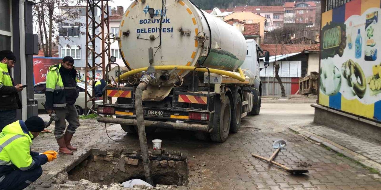 Ana Su Hattındaki Arıza Kısa Sürede Giderildi
