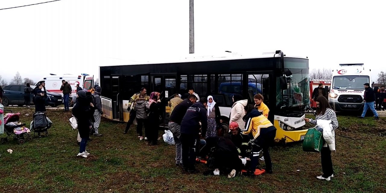 Kazadan Acı Haber...otobüsle Çarpışan Otomobil Sürücüsü Hayatını Kaybetti...