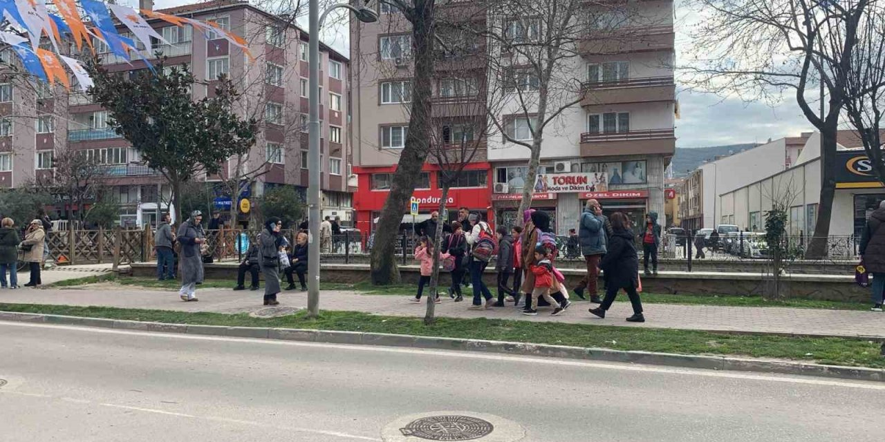 4.1 Büyüklüğündeki Deprem Korkuttu